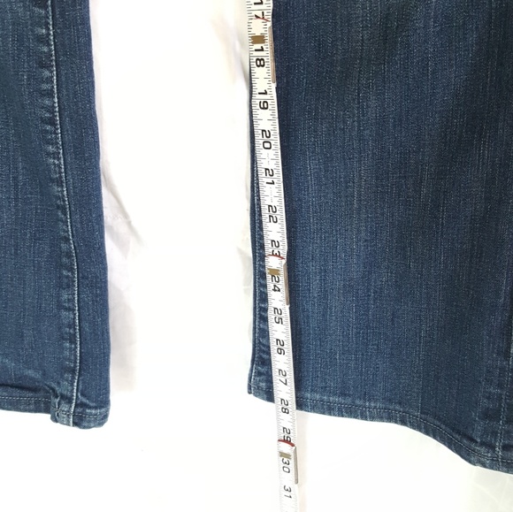 7 For All Mankind Bootcut Jeans.  Size 29 - Picture 6 of 7